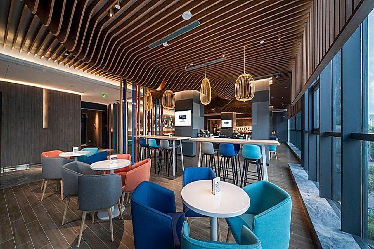 Holiday Inn Express Zhuhai Gongbei By Ihg Ngoại thất bức ảnh