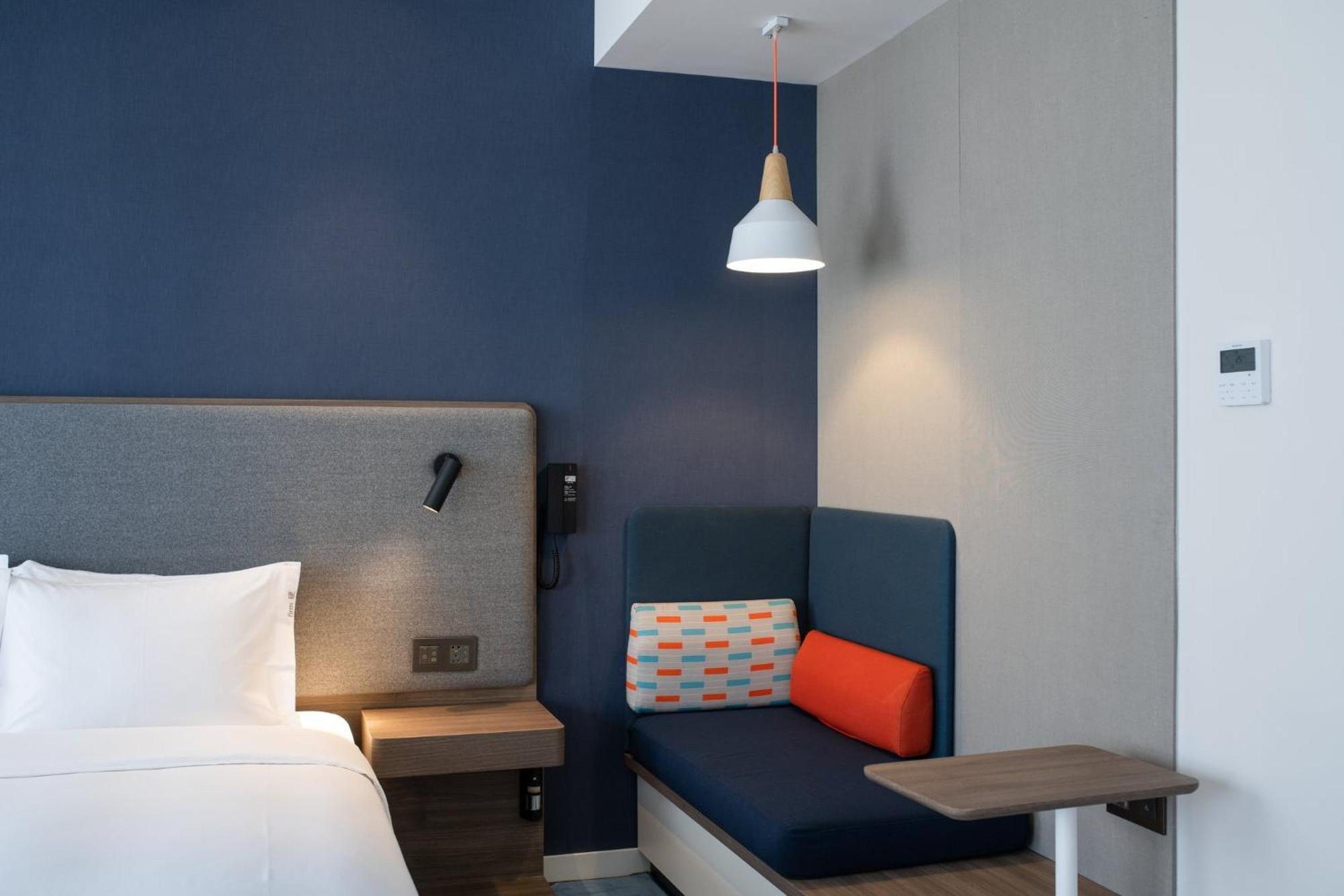 Holiday Inn Express Zhuhai Gongbei By Ihg Ngoại thất bức ảnh
